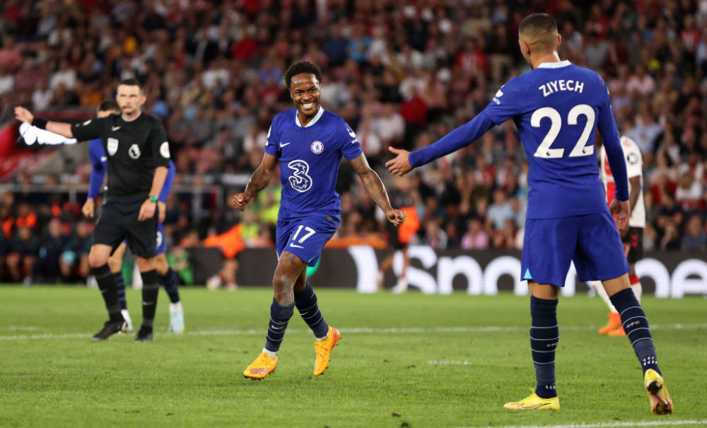 ＂徐昕加油💪未来中国男篮五号位的希望！希望徐昕加强力量训练增强瘦弱体质和耐力，昨日蹉跎贵在坚持，是金子今日已经耀眼，明日是定会绽放，光芒四射指日可待！