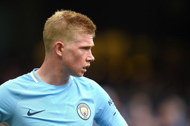 B费昨天和定位球教练C费一起喝咖啡，后者已随阿莫林离队