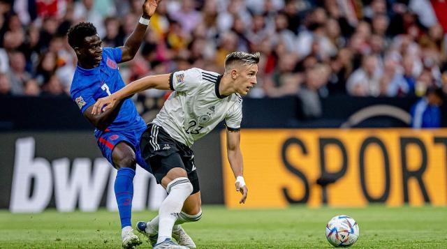 不仅靠的是 不仅靠的是