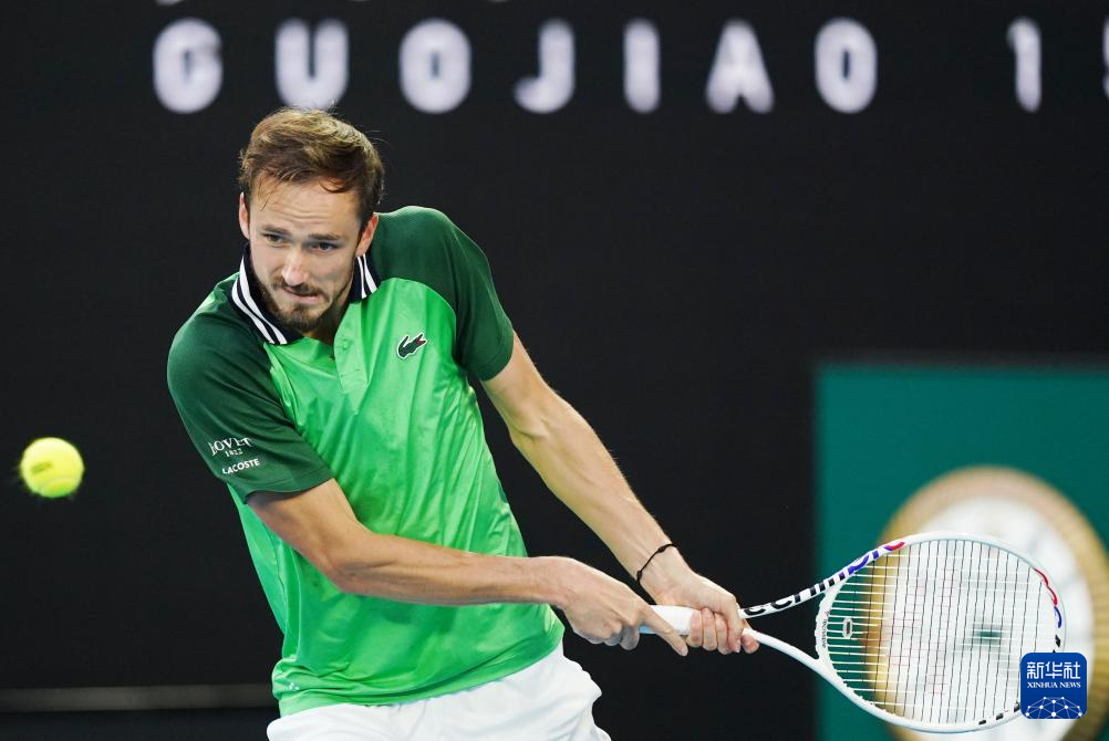 杯赛场上 杯赛场上