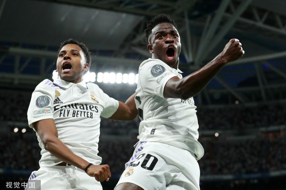 比分背后 比分背后