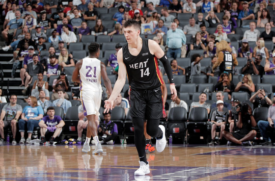 他们似乎对 他们似乎对